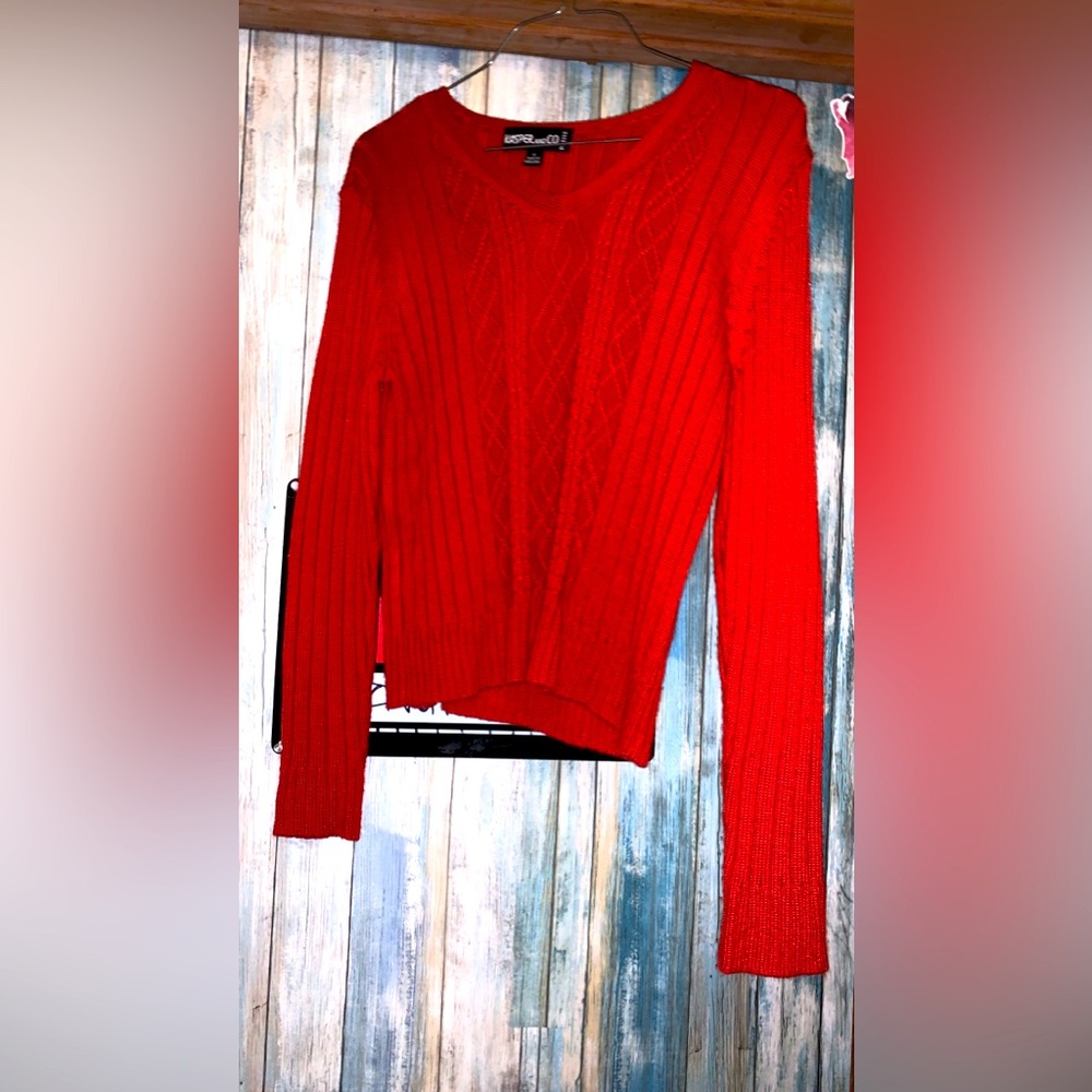 Women’s sweater size small